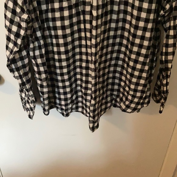 ⭐️NEW⭐️Bp. Shirt - Picture 5 of 6